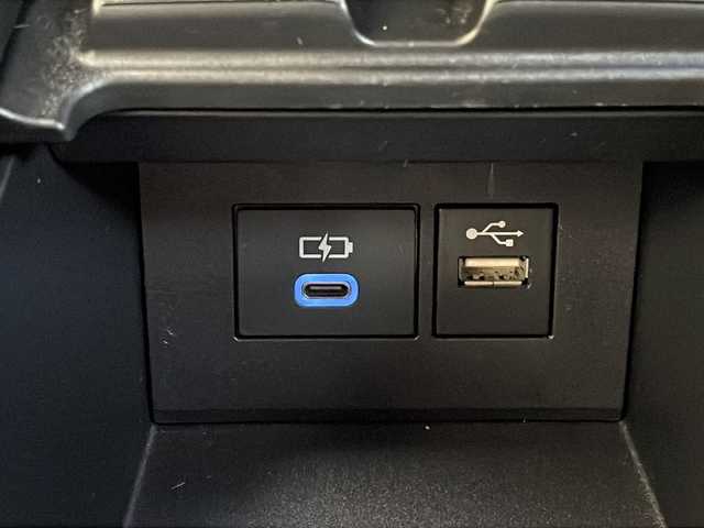 トヨタ アクア Z 神奈川県 2021(令3)年 1.1万km プラチナホワイトパールマイカ 純正ナビ/(FM/AM/TV/BT/Miracast)/バック/全周囲カメラ/BSM/ETC2.0/レーダークルーズコントロール/パーキングアシスト/HUD/ドライブレコーダー(前後)/コーナーセンサー/USB入力端子/レーンキープアシスト/純正AW/スペアキー