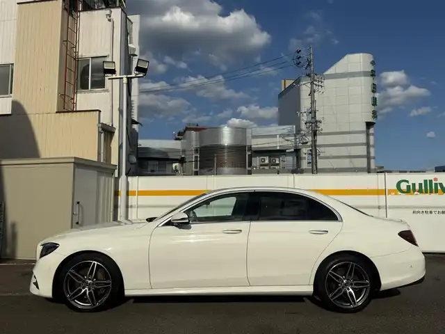 メルセデス・ベンツ Ｅ２２０ｄ ローレウスエディション 愛知県 2020(令2)年 7.1万km ポーラホワイト /禁煙//正規ディーラー車//AMGライン　//エアバランスパッケージ//エクスクルーシブパッケージ//レーダーセーフティパッケージ//ブルメスターサウンド　//純正19AW//メーカーナビ　//フルセグ/USB/SD//AndroidAuto/AppleCarPlay//全方位カメラ　//ETC2.0　//前後ドラレコ//デジタルルームミラー　//パワーバックドア//黒革　//前後シートヒーター　//メモリ付パワーシート//BSA/LCA/ACC/HUD/パーキングアシスト//アテンションアシスト/ブレーキアシスト//アイドリングストップ　//革巻きステアリング//ステアリングスイッチ//パドルシフト//アンビエントライト//オートリトラミラー //LEDオートライト //純正マット//保証書　//取説　//ディーラー記録簿　//スペアキー