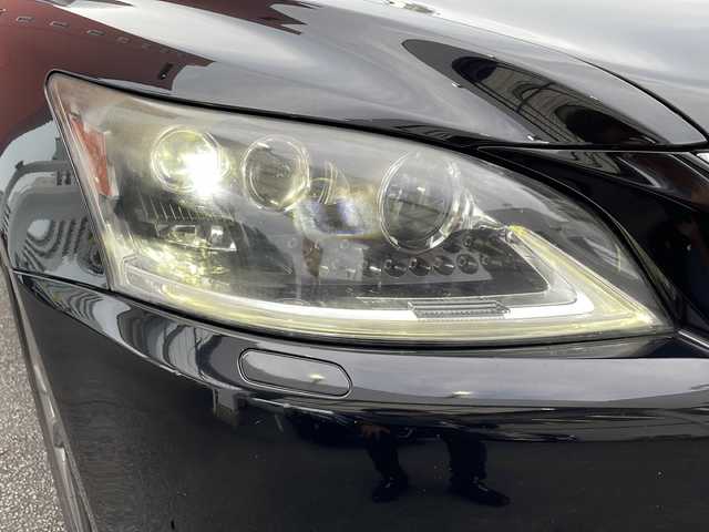 レクサス ＬＳ 600hL エグゼクティブP 宮崎県 2013(平25)年 12.2万km ブラック 純正ナビ/ETC/バックカメラ/レーダークルーズコントロール/レーンキープアシスト/ＢＳＭ/ステアリングヒーター/エアシート/コーナーセンサー/リアサンシェード/サンルーフ/パワートランク/マークレビンソンサウンドシステム/保証書/取扱説明書