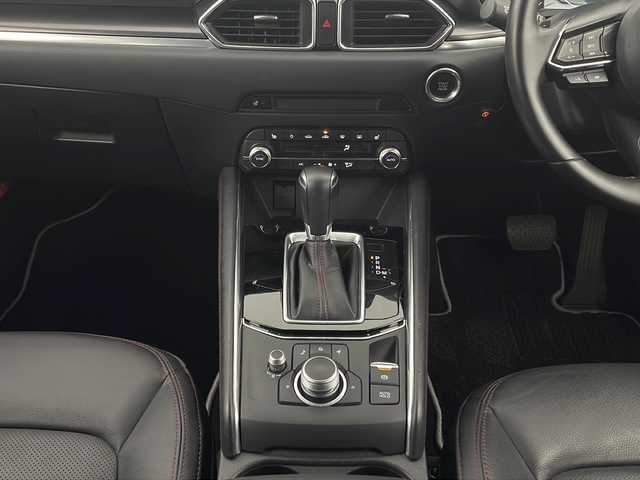 マツダ ＣＸ－５ XD スポーツアピアランス 新潟県 2022(令4)年 1万km スノーフレイクホワイトパールマイカ 4WD/純正ナビ/　　フルセグ/CD/DVD/USB/BT/アラウンドビューモニター/パワーバックドア/レーダークルーズコントロール/LEDオートライト/Fフォグ/レザーシート/パワーシート/シートメモリー/シートヒーター/純正19インチアルミホイール/パドルシフト/ステリングヒーター/アイドリングストップ/USBポート/置くだけ充電/スマートキー/ETC