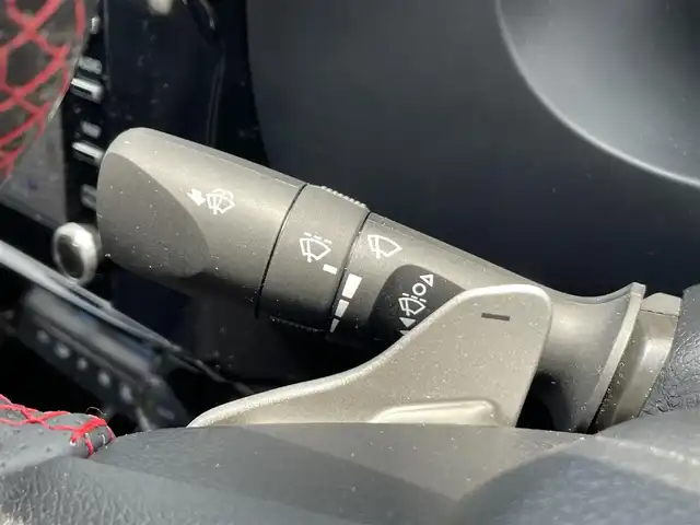 トヨタ ハイラックス Z GRスポーツ 愛知県 2022(令4)年 1.9万km スーパーホワイトⅡ ・ターボ車/・寒冷地使用/・純正ディスプレイオーディオ（ナビあり）/・全方位カメラ/・ETC（新セキュリティ対応）/・Bluetooth/USB/HDMI接続/・アダプティブクルーズコントロール/・MTモード付きAT/・パドルシフト/・パワーシート（D）/・ハーフレザーシート/・純正フロアマット/・純正１８インチアルミホイール/・LEDヘッドライト/・コーナーセンサー/・横滑り防止装置/・衝突軽減ブレーキ/・レーンキープアシスト/・ドライブレコーダー（前後）/・ダウンヒルアシストコントロール/・アラウンドビューモニター