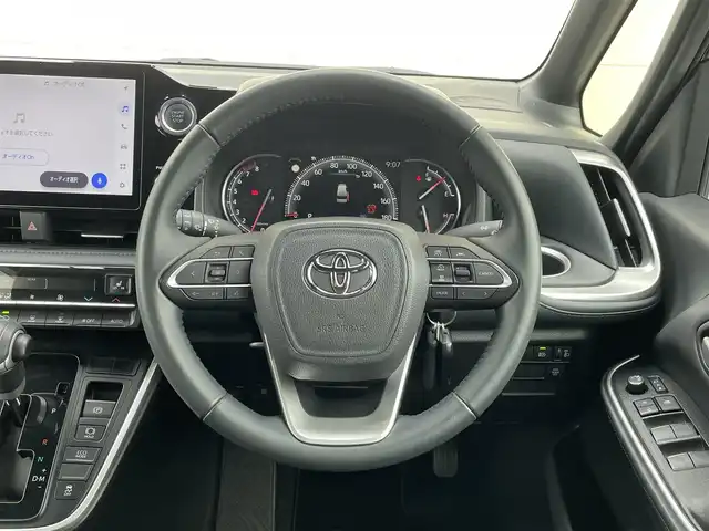 トヨタ ヴォクシー S－Z 茨城県 2022(令4)年 2.4万km アティチュードブラックマイカ 革巻きステアリング/10インチナビ機能付きDA/DVDプレイヤー/バックカメラ/純正ドライブレコーダー/両側パワースライドドア/ハーフレザーシート/シートヒーター/USB/HDMI/トヨタセーフティセンス/レーダークルーズコントロール/LEDヘッドライト/ETC