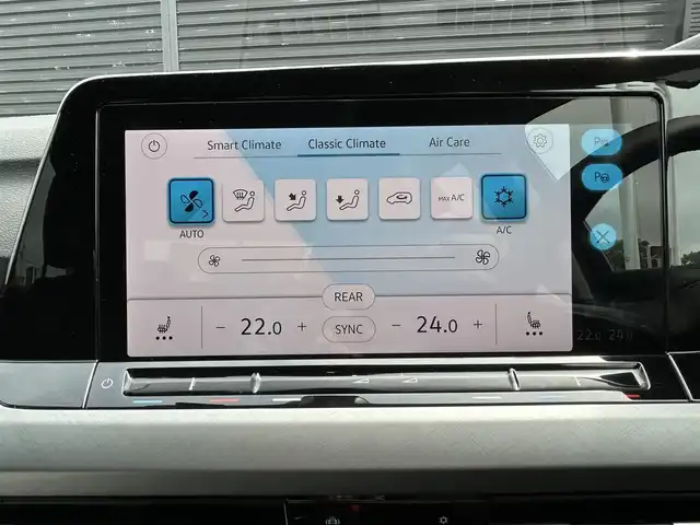フォルクスワーゲン ＶＷ ゴルフ TDI アクティブアドバンス 宮崎県 2022(令4)年 3.4万km グレー 純正メモリナビ/・Bluetooth/・フルセグテレビ /・アップルカープレイ /・アンドロイドオート/・ミラーリンク/衝突軽減ブレーキ/ETC/バックカメラ/・コーナーセンサー/アクティブクルーズコントロール/・レーンキープ /・ブラインドスポット/純正ドライブレコーダー/DN席シートヒーター/LEDヘッドライト/・オートライト/・オートハイビーム/ハンドルヒーター/アンビエントライト/ヘッドアップディスプレイ/ワイヤレスチャージ/スマートキー/純正17インチアルミホイール