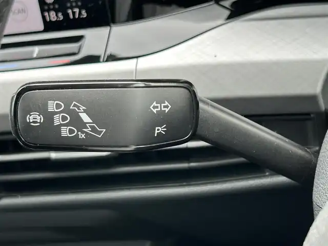フォルクスワーゲン ＶＷ ゴルフ TDI アクティブアドバンス 宮崎県 2022(令4)年 3.4万km グレー 純正メモリナビ/・Bluetooth/・フルセグテレビ /・アップルカープレイ /・アンドロイドオート/・ミラーリンク/衝突軽減ブレーキ/ETC/バックカメラ/・コーナーセンサー/アクティブクルーズコントロール/・レーンキープ /・ブラインドスポット/純正ドライブレコーダー/DN席シートヒーター/LEDヘッドライト/・オートライト/・オートハイビーム/ハンドルヒーター/アンビエントライト/ヘッドアップディスプレイ/ワイヤレスチャージ/スマートキー/純正17インチアルミホイール
