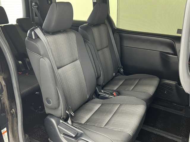 トヨタ ヴォクシー ZS 煌 宮城県 2018(平30)年 7.1万km ボルドーマイカメタリック Toyota Safety Sense /・プリクラッシュセーフティ/・レーンディパーチャーアラート/・オートマチックハイビーム/クルーズコントロール/純正10インチSDナビ/・BT.CD.DVD.USB.SD.HDMI/バックカメラ/フルセグTV/両側パワースライドドア/純正12.1インチフリップダウンモニター/ドライブレコーダー（F）/ビルトインETC/ステアリングスイッチ/LEDヘッドライト/LEDフォグライト/プッシュスタート/スマートキー/アイドリングストップ/社外フロアマット/純正16インチAW/ロールサンシェード/シートバックテーブル
