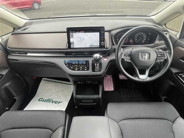 ホンダ オデッセイ アブソルート EX 熊本県 2022(令4)年 4万km パール 純正10インチナビ（VXU-227DYi）/・フルセグTV/Bluetooth/DVD/CD/HDMI/純正12.8型フリップダウンモニター/全周囲カメラ/両側パワースライドドア/パワーテールゲート/シートヒーター/純正前後ドライブレコーダー/前後コーナーセンサー/ビルトインETC2.0/純正18インチアルミホイール/純正フロアマット/純正ドアバイザー/ホンダセンシング/・標識認識システム/・CMBS（衝突軽減システム）/・ACC先行車検知音/・先行車発信警報/・路外逸脱抑制システム/・レーンキープアシストシステム/・ブラインドスポットシステム