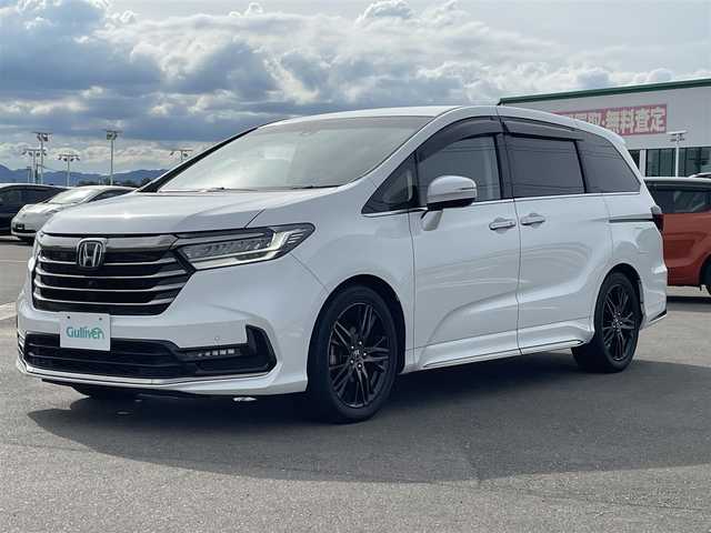 ホンダ オデッセイ アブソルート EX 熊本県 2022(令4)年 4万km パール 純正10インチナビ（VXU-227DYi）/・フルセグTV/Bluetooth/DVD/CD/HDMI/純正12.8型フリップダウンモニター/全周囲カメラ/両側パワースライドドア/パワーテールゲート/シートヒーター/純正前後ドライブレコーダー/前後コーナーセンサー/ビルトインETC2.0/純正18インチアルミホイール/純正フロアマット/純正ドアバイザー/ホンダセンシング/・標識認識システム/・CMBS（衝突軽減システム）/・ACC先行車検知音/・先行車発信警報/・路外逸脱抑制システム/・レーンキープアシストシステム/・ブラインドスポットシステム