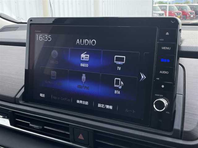 ホンダ オデッセイ アブソルート EX 熊本県 2022(令4)年 4万km パール 純正10インチナビ（VXU-227DYi）/・フルセグTV/Bluetooth/DVD/CD/HDMI/純正12.8型フリップダウンモニター/全周囲カメラ/両側パワースライドドア/パワーテールゲート/シートヒーター/純正前後ドライブレコーダー/前後コーナーセンサー/ビルトインETC2.0/純正18インチアルミホイール/純正フロアマット/純正ドアバイザー/ホンダセンシング/・標識認識システム/・CMBS（衝突軽減システム）/・ACC先行車検知音/・先行車発信警報/・路外逸脱抑制システム/・レーンキープアシストシステム/・ブラインドスポットシステム