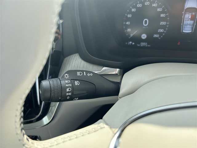 ボルボ Ｖ６０ B5 インスクリプション 滋賀県 2020(令2)年 2.5万km パール 純正ナビ/フルセグテレビ/360°カメラ/ETC/純正ドライブレコーダー前後/レザーシート/シートヒーター/ベンチレーションシート/追従クルーズコントロール/パイロットアシスト/ステアリングアシスト/ハンズフリーパワーテールゲート