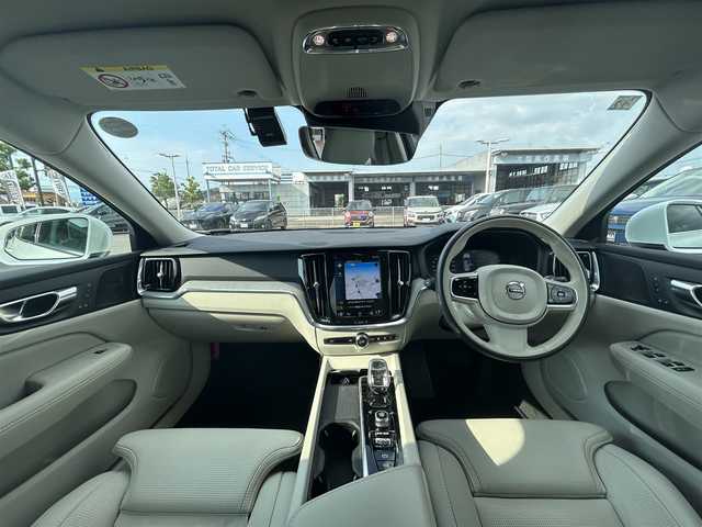 ボルボ Ｖ６０ B5 インスクリプション 滋賀県 2020(令2)年 2.5万km パール 純正ナビ/フルセグテレビ/360°カメラ/ETC/純正ドライブレコーダー前後/レザーシート/シートヒーター/ベンチレーションシート/追従クルーズコントロール/パイロットアシスト/ステアリングアシスト/ハンズフリーパワーテールゲート