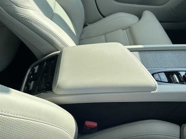 ボルボ Ｖ６０ B5 インスクリプション 滋賀県 2020(令2)年 2.5万km パール 純正ナビ/フルセグテレビ/360°カメラ/ETC/純正ドライブレコーダー前後/レザーシート/シートヒーター/ベンチレーションシート/追従クルーズコントロール/パイロットアシスト/ステアリングアシスト/ハンズフリーパワーテールゲート