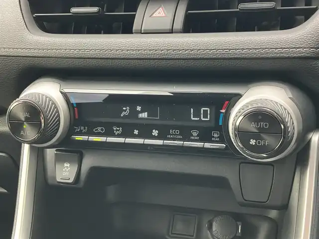 トヨタ ＲＡＶ４ ハイブリットX 道南・函館 2019(令1)年 4.2万km グレーメタリック ・純正メモリナビ/・フルセグTV/・衝突被害軽減ブレーキ/・レーダークルーズコントロール/・前後コーナーセンサー/・バックカメラ/・前後ドライブレコーダー/・オートマチックハイビーム/・横滑り防止装置/・ビルトインETC