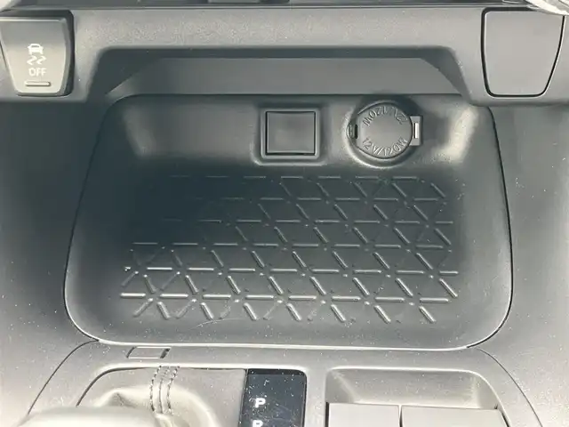 トヨタ ＲＡＶ４ ハイブリットX 道南・函館 2019(令1)年 4.2万km グレーメタリック ・純正メモリナビ/・フルセグTV/・衝突被害軽減ブレーキ/・レーダークルーズコントロール/・前後コーナーセンサー/・バックカメラ/・前後ドライブレコーダー/・オートマチックハイビーム/・横滑り防止装置/・ビルトインETC