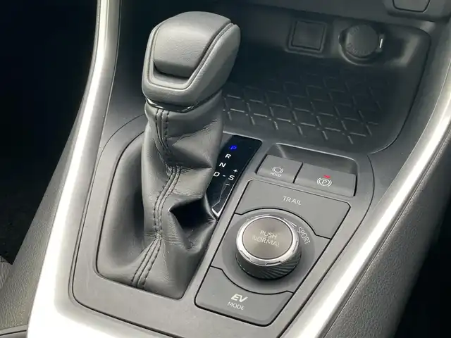 トヨタ ＲＡＶ４ ハイブリットX 道南・函館 2019(令1)年 4.2万km グレーメタリック ・純正メモリナビ/・フルセグTV/・衝突被害軽減ブレーキ/・レーダークルーズコントロール/・前後コーナーセンサー/・バックカメラ/・前後ドライブレコーダー/・オートマチックハイビーム/・横滑り防止装置/・ビルトインETC