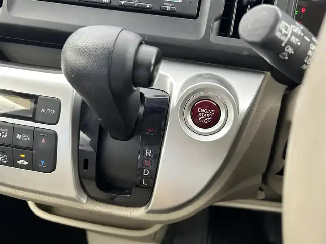 ホンダ Ｎ ＷＧＮ G 愛知県 2015(平27)年 6.9万km カトラリーシルバーM 8インチ純正ナビ/（CD/BT/ラジオ）/バックカメラ/横滑り防止/ステアリングスイッチ/社外フロアマット/ドアバイザー/電格ミラー/パワーウィンドウ