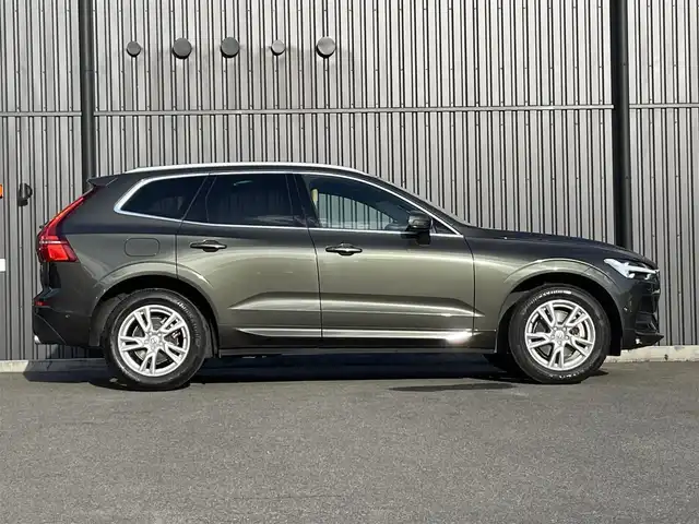 ボルボ ＸＣ６０ T5 AWD モーメンタム 福島県 2018(平30)年 4.8万km グレー ワンオーナー/アダプティブクルーズコントロール/ブラインドスポットモニター/レーンキープアシスト/茶革シート/パワーシート(前席)/シートヒーター(前席)/パワーリアゲート/フットオープナー/純正ナビ(BT/USB/CD)/AppleCarPlay/フルセグTV/360°カメラ/純正18AW/自動駐車/パーキングアシスト/コーナーリングライト/アダプティブヘッドライト/ドライブレコーダー(前方)/ETC/取扱説明書/保証書/スペアキー