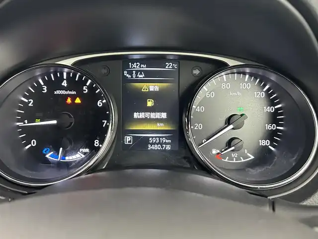 日産 エクストレイル ハイブリッド 20X エマージェンシーブレーキ 道央・札幌 2017(平29)年 6万km チタニウムカーキ ・４WD/・メーカーナビ/・アラウンドビューモニター/・ビルトインETC/・社外レーダー/・前後ドライブレコーダー/・エマージェンシーブレーキ/・クルーズコントロール/・ブラインドスポットモニター/・クリアランスソナー/・パーキングアシスト/・カプロンシート/・前席シートヒーター/・パワーバックドア/・LEDヘッドライト/・フォグライト/・プッシュスタート/・スマートキー/・純正フロアマット/・ドアバイザー