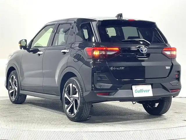 トヨタ ライズ Z 大阪府 2025(令7)年 0.1千km ブラックマイカメタリック 登録済未使用車 純正9incDオーディオ バックカメラ シートヒーター レーダークルコン 衝突軽減ブレーキ レーンアシスト スマートキー プッシュスタート クリアランスソナー