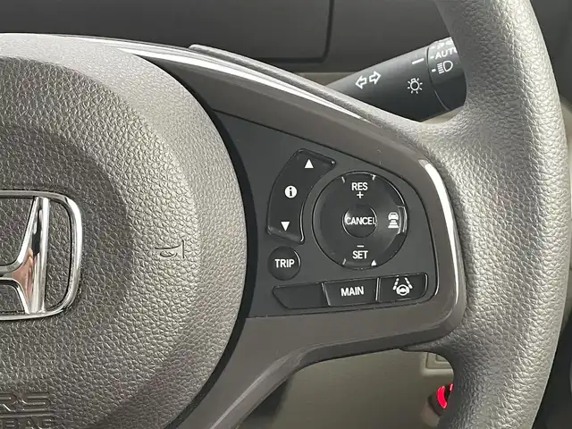 ホンダ Ｎ ＢＯＸ G ホンダセンシング 愛知県 2018(平30)年 0.6万km モーニングミストブルーM 個人向けリースアップ車両/ワンオーナー/KENWOOD製SDメモリーナビ/バックカメラ/ワンセグTV/CD再生/ETC(新セキュリティ対応)/Bluetooth/USB/AUX接続/レーダークルーズコントロール/両側スライドドア/社外製フロアマット/LEDヘッドライト/横滑り防止装置/衝突軽減ブレーキ/レーンキープアシスト/電動格納ミラー/スマートキー/プッシュスタート