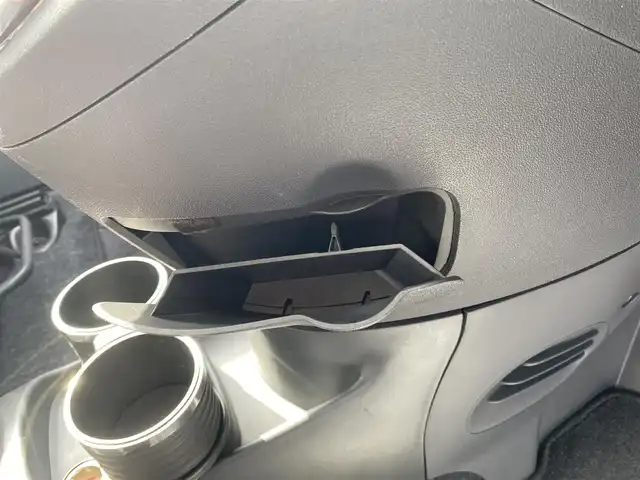 フィアット ５００ 1．2 ポップ 福岡県 2010(平22)年 8.4万km ボサノバホワイト ・社外ETC/・純正17AW/・保証書/・取扱説明書/・ハロゲンランプ/・リモコンキー/・MP3/・CDプレイヤー/・MTモード付AT/・シートカバー