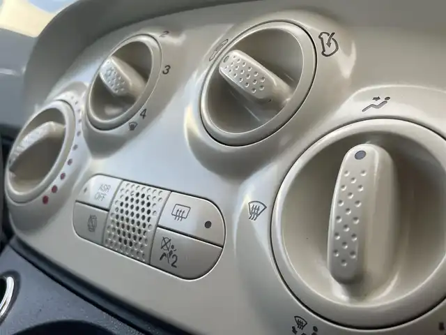 フィアット ５００ ツインエア ポップ 東京都 2016(平28)年 1.3万km 白 社外ナビ（カロッツェリア）　AVIC-RZ33/バックカメラ/ドライブレコーダー/横滑り防止装置/純正フロアマット/USB入力端子