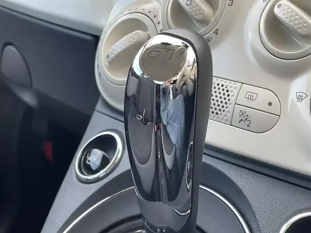 フィアット ５００ ツインエア ポップ 東京都 2016(平28)年 1.3万km 白 社外ナビ（カロッツェリア）　AVIC-RZ33/バックカメラ/ドライブレコーダー/横滑り防止装置/純正フロアマット/USB入力端子