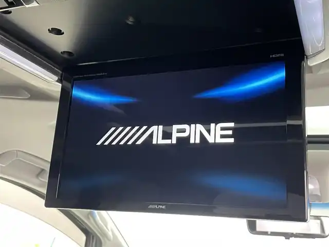 トヨタ アルファード S Cパッケージ 埼玉県 2018(平30)年 2.2万km ホワイトパールクリスタルシャイン サンルーフ　１２．８型後席　ＡＬＰＩＮＥ１１型ナビＴＶ　温シート　エアシート　両側電動スライドドア　Ｂカメラ　パワーシート　パワーバックドア　三眼ＬＥＤヘッドライト　追従走行　ＥＴＣ　ＢＴ