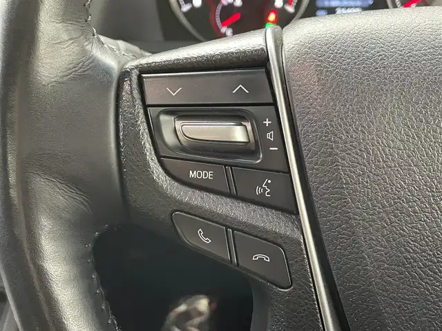 トヨタ アルファード S Cパッケージ 埼玉県 2018(平30)年 2.2万km ホワイトパールクリスタルシャイン サンルーフ　１２．８型後席　ＡＬＰＩＮＥ１１型ナビＴＶ　温シート　エアシート　両側電動スライドドア　Ｂカメラ　パワーシート　パワーバックドア　三眼ＬＥＤヘッドライト　追従走行　ＥＴＣ　ＢＴ