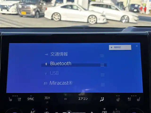 トヨタ ヴェルファイア ハイブリット Z プレミア 熊本県 2023(令5)年 0.4万km ブラック ワンオーナー/ムーンルーフ/トヨタチームメイト/両側パワースライドドア/純正13.2インチナビ/【フルセグTV/Bluetooth/Miracast/HDMI】/パノラミックビューモニター/デジタルインナーミラー/レーダークルーズコントロール/プリクラッシュセーフティー/フロントクロストラフィックアラート/リヤクロストラフィックアラート/リヤカメラディテクション/レーンディパーチャーアラート/レーンチェンジアシスト/プロアクティブドライビングアシスト/後方車両接近告知/パーキングサポートブレーキ/ロードサインアシスト/ブラインドスポットモニター/パーキングサポートブレーキ/ヘッドアップディスプレイ/クリアランスソナー/おくだけ充電/パドルシフト/ブレーキホールド/1/2列目パワーシート/1/2列目シートヒーター/エアシート/2列目ラグジュアリーシート/オートLEDライト/オートハイビーム/ETC2.0/100Vアダプタ/純正19インチAW