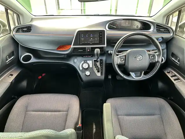 トヨタ シエンタ ハイブリッド G 和歌山県 2018(平30)年 2.3万km シルバーM ECLIPSE7インチナビ/フルセグTV/Bluetooth/CD/USB/SD/バックカメラ/ビルトインETC/ドライブレコーダー/衝突軽減カメラ/車線逸脱防止機能/両側パワースライドドア/モデリスタエアロ（F、S、R）/革巻きステアリング/ステアリングスイッチ/オートマチックハイビーム/ヘッドライトレベライザー/電格ミラー/フルオートエアコン/プッシュスタート/スマートキー