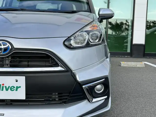 トヨタ シエンタ ハイブリッド G 和歌山県 2018(平30)年 2.3万km シルバーM ECLIPSE7インチナビ/フルセグTV/Bluetooth/CD/USB/SD/バックカメラ/ビルトインETC/ドライブレコーダー/衝突軽減カメラ/車線逸脱防止機能/両側パワースライドドア/モデリスタエアロ（F、S、R）/革巻きステアリング/ステアリングスイッチ/オートマチックハイビーム/ヘッドライトレベライザー/電格ミラー/フルオートエアコン/プッシュスタート/スマートキー