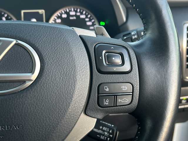 レクサス ＮＸ 愛媛県 2019(平31)年 6.9万km ソニッククォーツ 純正ナビ/ブラインドスポットモニター/バックカメラ/衝突軽減システム/シートヒーター/ビルトインETC/コーナーセンサー前後/合皮シート/クルーズコントロール追従あり/ドライブレコーダー前後/レーンキープアシスト/オートハイビーム/フォグランプ/パドルシフト/スマートキー/横滑り防止装置/純正フロアマット/純正17AW