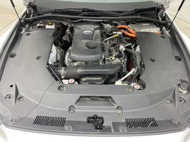 トヨタ クラウン ハイブリッド RS アドバンス Four 道央・札幌 2021(令3)年 5.8万km プレシャスホワイトパール ・ワンオーナー/・4WD/・寒冷地仕様/・純正ナビ&TV&CD&DVD&BT&SD&Miracast/・バックカメラ/・トヨタセーフティセンス/・ブラインドスポットモニター/・レーダークルーズコントロール/・ヘッドアップディスプレイ/・レザーシート/・前席パワーシート/・前席シートヒーター/・前席ベンチレーション/・置くだけ充電/・社外前後ドライブレコーダー/・AC100V/・純正エンジンスターター/・LEDヘッドライト/・オートライト/・スマートキー