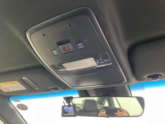 トヨタ クラウン ハイブリッド RS アドバンス Four 道央・札幌 2021(令3)年 5.8万km プレシャスホワイトパール ・ワンオーナー/・4WD/・寒冷地仕様/・純正ナビ&TV&CD&DVD&BT&SD&Miracast/・バックカメラ/・トヨタセーフティセンス/・ブラインドスポットモニター/・レーダークルーズコントロール/・ヘッドアップディスプレイ/・レザーシート/・前席パワーシート/・前席シートヒーター/・前席ベンチレーション/・置くだけ充電/・社外前後ドライブレコーダー/・AC100V/・純正エンジンスターター/・LEDヘッドライト/・オートライト/・スマートキー