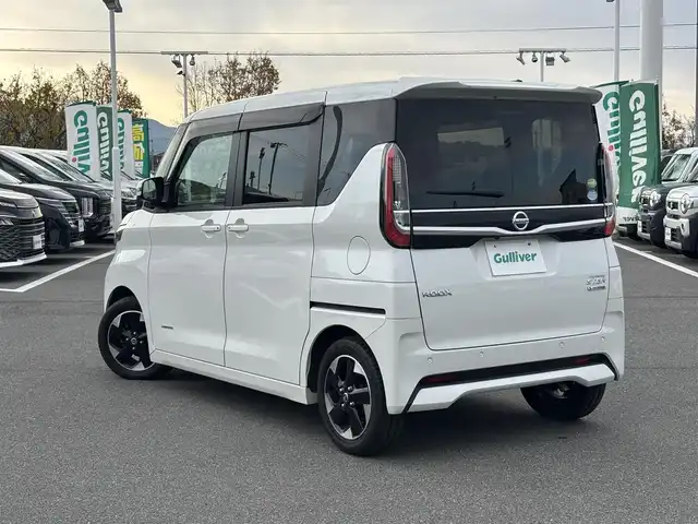 日産 ルークス ハイウェイスター X 奈良県 2020(令2)年 5.2万km ホワイトパール 全方位カメラ /快適パックA /衝突被害軽減システム /片側パワースライドドア /LEDヘッドライト /リアサーキュレーター /リアサンシェード /スマートキー /プッシュスタート /純正フロアマット /３点エアバック