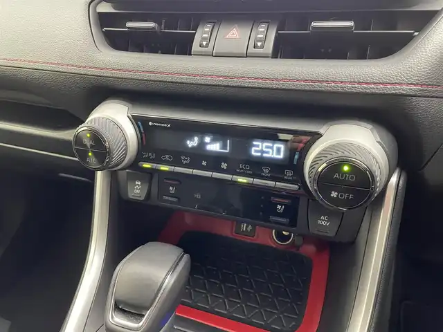 トヨタ ＲＡＶ４ HV アドベンチャー オフロードPKGⅡ 埼玉県 2024(令6)年 0.2万km 緑Ⅱ 純正10.5インチナビ/シートヒーター/シートベンチレーション/シートメモリー/ステアリングヒーター/トヨタセーフティーセンス/パーキングサポートブレーキ/パノラミックビューモニター/ブラインドスポットモニター/レーダークルーズコントロール/アドベンチャークロスバー/LEDオートライト/オートハイビーム/自動防眩インナーミラー/ビルトインETC2.0/ドラレコ前後