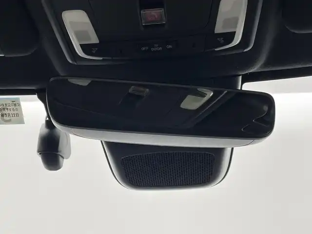 ホンダ ヴェゼル ハイブリッド e:HEV PLaY 埼玉県 2022(令4)年 1.3万km プレミアムサンライトホワイトパール 純正９型ナビ　フルセグＴＶ　カープレイ　パノラマルーフ　ハーフホワイトレザー　シートヒーター　ステアリングヒーター　電動リアゲート　衝突軽減　バックカメラ　コーナーセンサー　アダプティブクルーズ