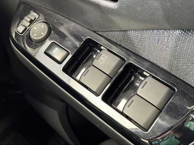 日産 デイズ ハイウェイスターX 栃木県 2022(令4)年 0.8万km アメジストパープル 純正9インチナビ/（BT/CD/USB/DVD/TV)/全方位カメラ/前後コーナーセンサー/前方ドラレコ/オートライト/LEDヘッドライト/横滑り防止装置/フォグランプ/スマートキー/プッシュスタート/アイドリングストップ/ステアリングスイッチ/電動格納ミラー/純正アルミホイール/純正フロアマット