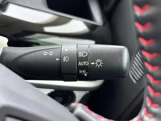 スズキ スペーシア カスタム HYBRID XS 福岡県 2021(令3)年 3.3万km ブルーイッシュブラックパール3 横滑り防止機能/レーンキープアシスト/盗難防止装置/ドラレコ/衝突被害軽減システム/カーテンエアバック/パーキングアシスト/バックカメラ/アイドリングストップ/ACC/純正ナビ/Bluetooth/SD/USB/ipod/フルセグTV/ビルトインETC/ベンチシート/純正フロアマット/純正AW/ハーフレザー/シートヒーター/両側パワースライドドア