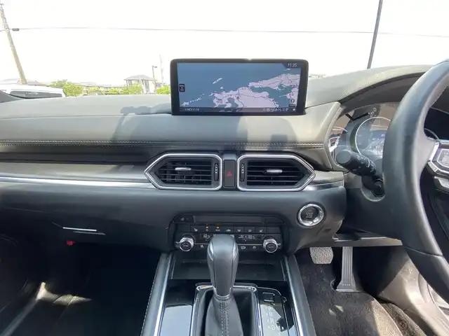 マツダ ＣＸ－８ XD スポーツアピアランス 福岡県 2023(令5)年 1.4万km プラチナクォーツメタリック ・１オーナー/・レーダークルーズコントロール/・純正メモリーナビ／ＵＳＢ／Ｂｌｕｅｔｏｏｔｈ／ＡｐｐｌｅＣａｒＰｌａｙ／ＣＤ／ＤＶＤ/・全方位カメラ/・黒革シート／シートヒーター/・前後ドライブレコーダー/・フルセグ/・社外ETC/・純正19AW/・プッシュスタート/・パーキングアシスト/・スマートキー/・スペアキー/・3列シート/・フルフラットシート/・パワーシート/・レーンキープアシスト/・オートライト/・LEDライト/・オートホールド/・ステアリングヒーター/・BOSEスピーカー/・保証書/・取扱説明書/・記録簿