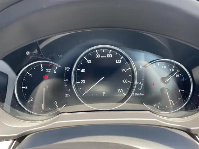 マツダ ＣＸ－８ XD スポーツアピアランス 福岡県 2023(令5)年 1.4万km プラチナクォーツメタリック ・１オーナー/・レーダークルーズコントロール/・純正メモリーナビ／ＵＳＢ／Ｂｌｕｅｔｏｏｔｈ／ＡｐｐｌｅＣａｒＰｌａｙ／ＣＤ／ＤＶＤ/・全方位カメラ/・黒革シート／シートヒーター/・前後ドライブレコーダー/・フルセグ/・社外ETC/・純正19AW/・プッシュスタート/・パーキングアシスト/・スマートキー/・スペアキー/・3列シート/・フルフラットシート/・パワーシート/・レーンキープアシスト/・オートライト/・LEDライト/・オートホールド/・ステアリングヒーター/・BOSEスピーカー/・保証書/・取扱説明書/・記録簿