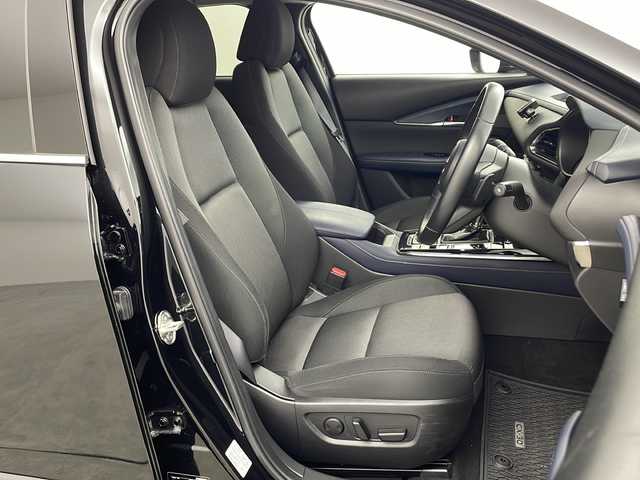 マツダ ＣＸ－３０ 20S プロアクティブツーリングセレ 大分県 2020(令2)年 5.7万km ジェットブラックマイカ ・衝突軽減ブレーキ/・レーンキープアシスト/・レーダークルーズコントロール/・オートハイビーム/・前後コーナーセンサー/・純正ナビ＆TV＆DVD＆HDMI＆BT/・全方位カメラ/・BSM/・HUD/・ステアリングヒーター/・前席シートヒーター/・社外前後ドライブレコーダー/・パドルシフト/・ステアリングリモコン/・トノカバー/・LEDライト/・オートライト/・スマートキー/・プッシュスタート/・純正18インチアルミホイール/・ビルトインETC