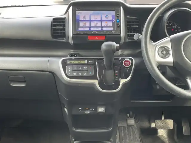 ホンダ Ｎ ＢＯＸ G Lパッケージ 愛知県 2017(平29)年 3.4万km クリスタルブラックパール /禁煙車//純正メモリーナビ(VXM-174CSi)//ワンセグTV//バックカメラ/ビルトインETC//360°スーパーUV・IRカットガラス//左側パワースライドドア//ハロゲンヘッドライト//ステアリングスイッチ//アレルクリーンシート//プラズマクラスター//後席サンシェード//ヒルスタートアシスト//ECONモード//アイドリングストップ//プッシュスタート//電動格納ミラーウインカー//純正フロアマット//純正ドアバイザー//新車保証書/取扱説明書