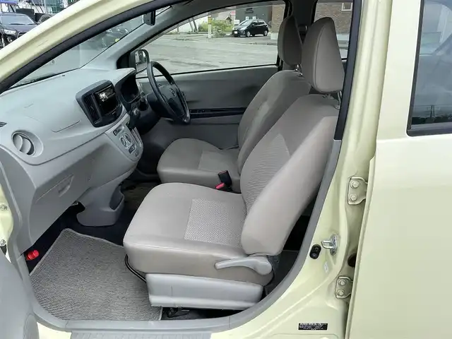 ダイハツ ミラ イース L 道央・札幌 2012(平24)年 11.2万km コットンアイボリー 社外オーディオ/AM/FM/CD/AUX/エコアイドル/リモコンキー/ハロゲンヘッドライト/ヘッドライトレベライザー/純正フロアマット/ドアバイザー