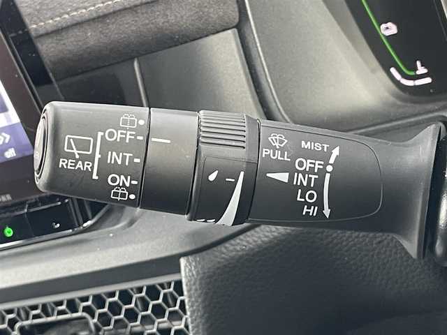 ホンダ ステップワゴン スパーダ eHEV プレミアムライン 千葉県 2022(令4)年 6.2万km パール 純正１１インチメモリナビ　/全方位カメラ　/Ｂｌｕｅｔｏｏｔｈ接続　/フルセグＴＶ　/ＣＤ／ＤＶＤ　/ＥＴＣ　/ＵＳＢ　/両側パワースライドドア　/コーナーセンサー　/パワーバックドア　/純正フリップダウンモニター