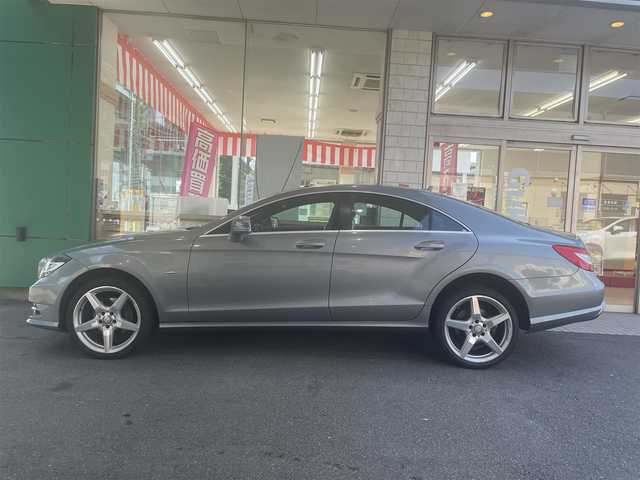 メルセデス・ベンツ ＣＬＳ３５０ SB Bエフィシェンシー AMGスポP 愛知県 2011(平23)年 5.8万km パラジウムシルバー サンルーフ/純正HDDナビ/・DVD／Bluetooth／MS／地デジTV/バックビューカメラ/クルーズコントロール/前席メモリ機能付パワーシート/前席シートヒーター/パワーリアゲート/LEDヘッドライト/リア電動サンシェード/パドルシフト/純正AMG19インチAW/社外前方ドラレコ〈DRY-WiFiV5〉/キーレスゴー