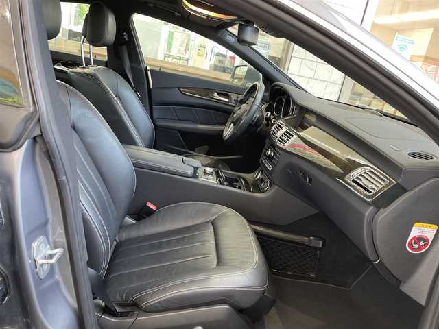メルセデス・ベンツ ＣＬＳ３５０ SB Bエフィシェンシー AMGスポP 愛知県 2011(平23)年 5.8万km パラジウムシルバー サンルーフ/純正HDDナビ/・DVD／Bluetooth／MS／地デジTV/バックビューカメラ/クルーズコントロール/前席メモリ機能付パワーシート/前席シートヒーター/パワーリアゲート/LEDヘッドライト/リア電動サンシェード/パドルシフト/純正AMG19インチAW/社外前方ドラレコ〈DRY-WiFiV5〉/キーレスゴー