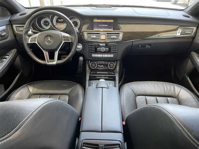 メルセデス・ベンツ ＣＬＳ３５０ SB Bエフィシェンシー AMGスポP 愛知県 2011(平23)年 5.8万km パラジウムシルバー サンルーフ/純正HDDナビ/・DVD／Bluetooth／MS／地デジTV/バックビューカメラ/クルーズコントロール/前席メモリ機能付パワーシート/前席シートヒーター/パワーリアゲート/LEDヘッドライト/リア電動サンシェード/パドルシフト/純正AMG19インチAW/社外前方ドラレコ〈DRY-WiFiV5〉/キーレスゴー