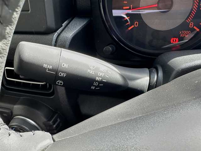 スズキ ジムニー シエラ JC 滋賀県 2025(令7)年 0.1千km ジャングルグリーン 登録済未使用車/シートヒーター/クルーズコントロール/オートライト/オートハイビーム/ＬＥＤ/ダウンヒルアシストコントロール/後方クリアランスソナー/レーンキープアシスト/衝突軽減システム/電格ミラー/スマートキー/プッシュスタート