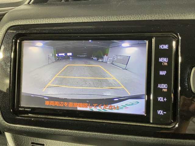 トヨタ ヴィッツ F セーフティーエディションⅢ 沖縄県 2019(平31)年 3.1万km ボルドーマイカメタリック 禁煙車/ワンオーナー/純正ナビ（NSZT-W68T）/　フルセグ　Bluetooth DVD再生　CD　ラジオ/プリクラッシュセーフティ/レーンディパーチャーアラート/クリアランスソナー/オートハイビーム/ステアリングスイッチ/アイドリングストップ/プッシュスタート/スマートキー/電格ミラー/純正フロアマット/新車保証書/取り扱い説明書